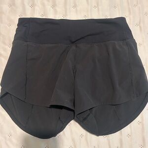 Lululemon Speed Up mid rise short